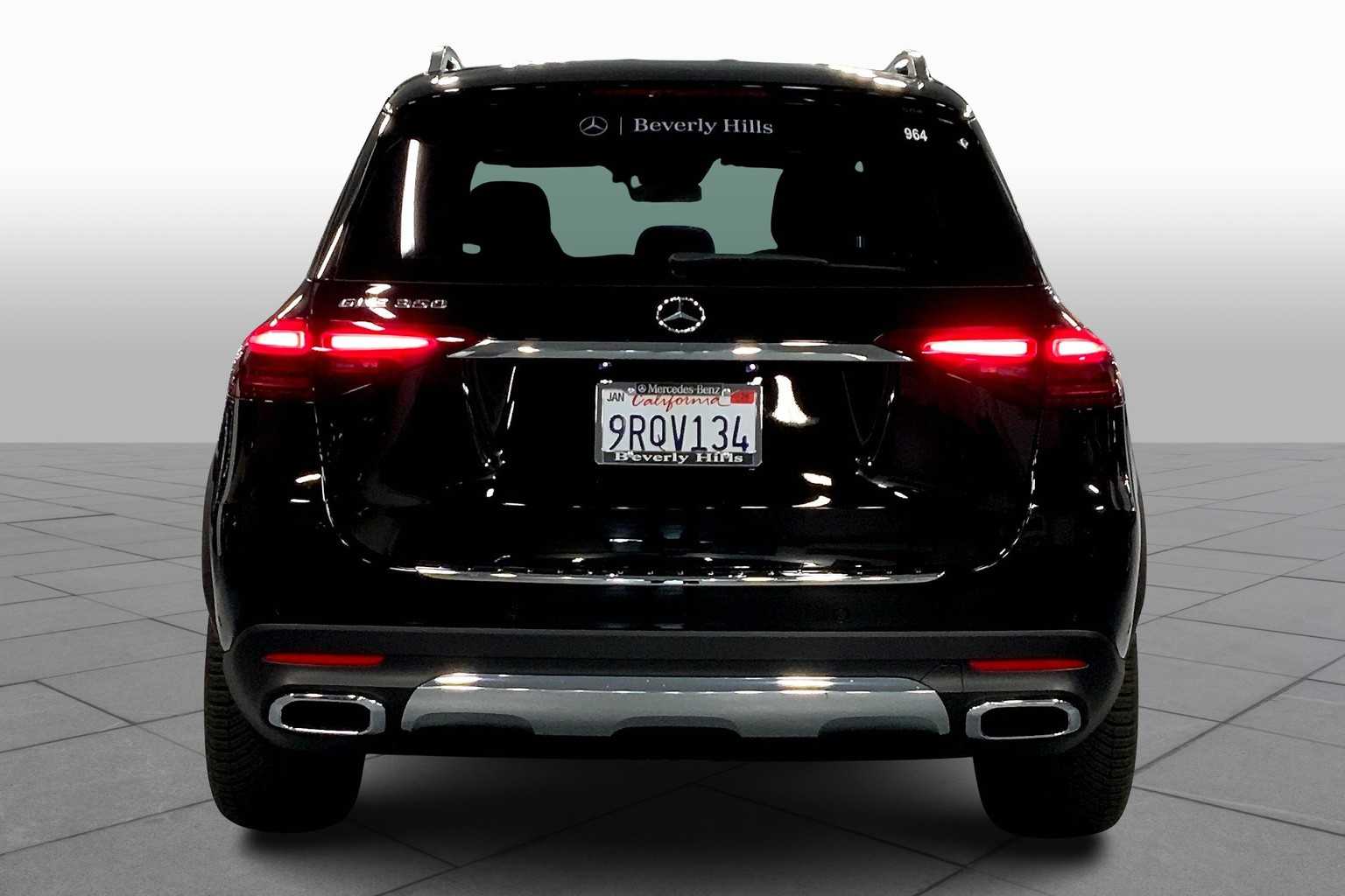 2025 Mercedes Benz GLE 350 4MATIC photo 4