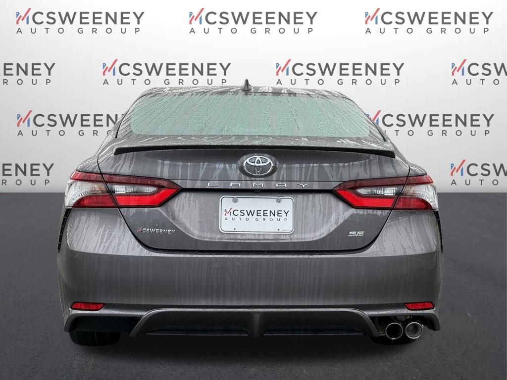 2024 Toyota Camry SE photo 4