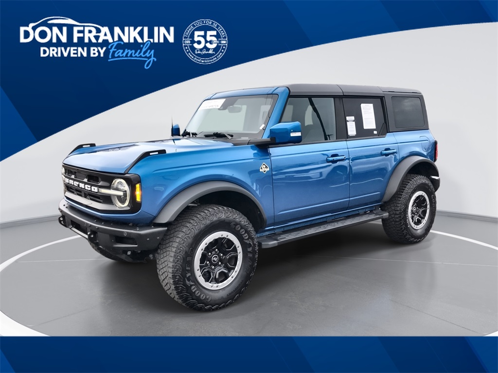 2022 Ford Bronco 4-Door Outer Banks's photo