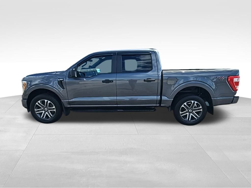 2022 Ford F-150 XL photo 12