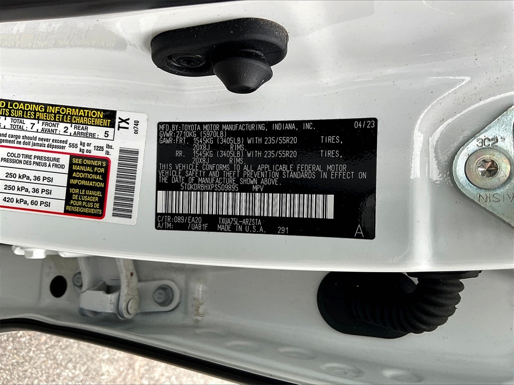 2023 Toyota Highlander XSE photo 30