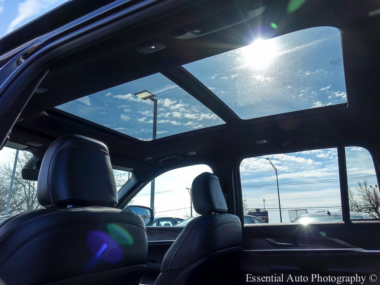 2025 JEEP GRAND CHEROKEE - Image 10