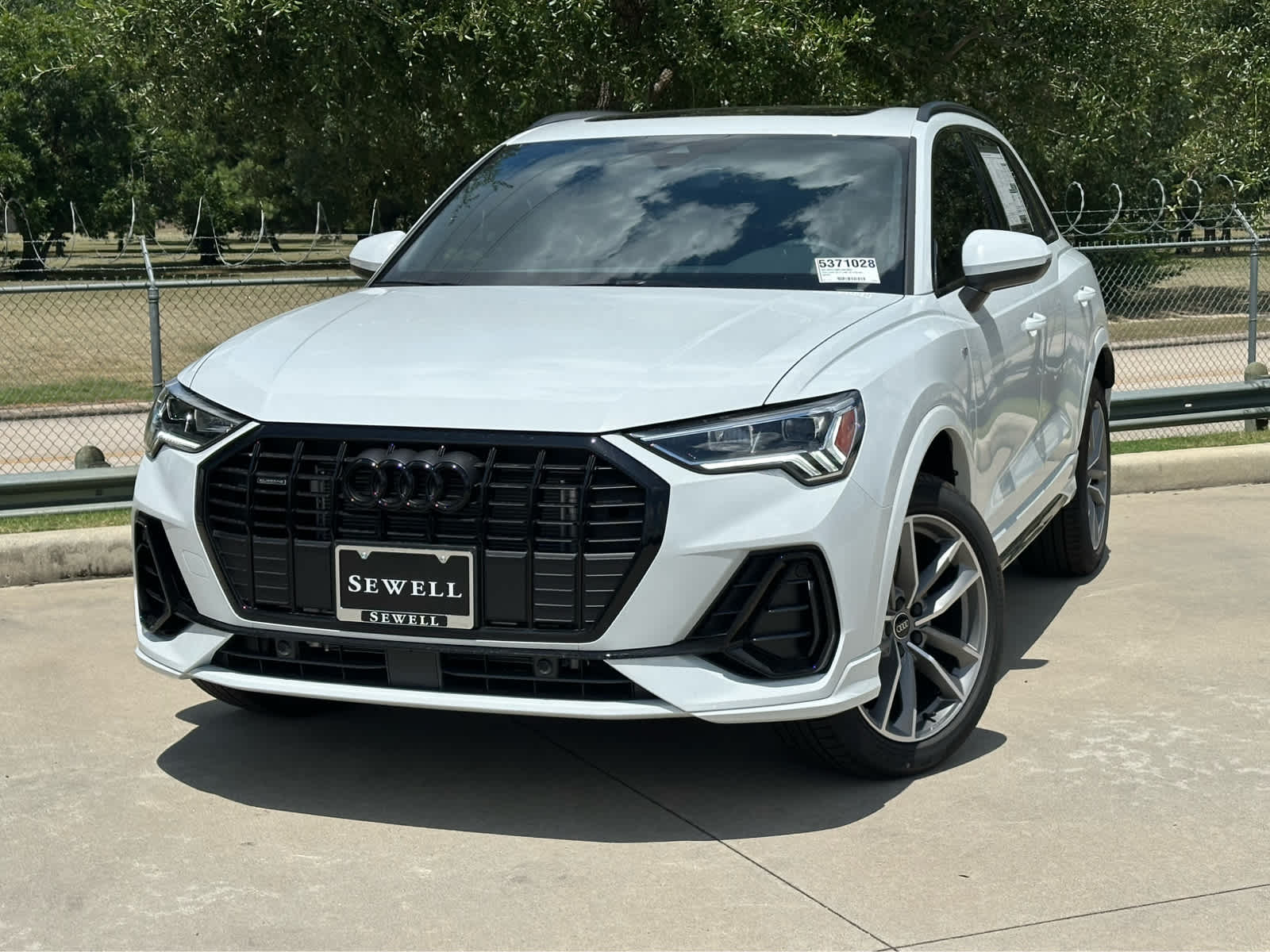 2025 Audi Q3 S line Premium