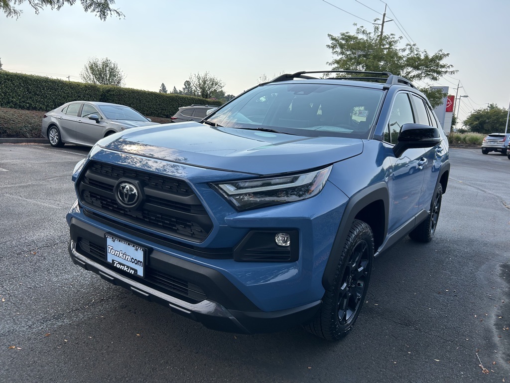 2022 Toyota RAV4 TRD photo 2
