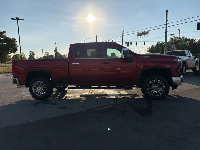 2026 Chevrolet Silverado 2500HD LTZ photo 4