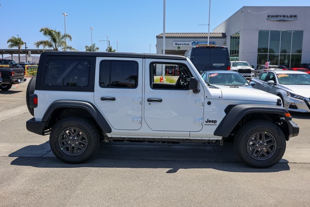 2025 Jeep Wrangler Sport S photo 3