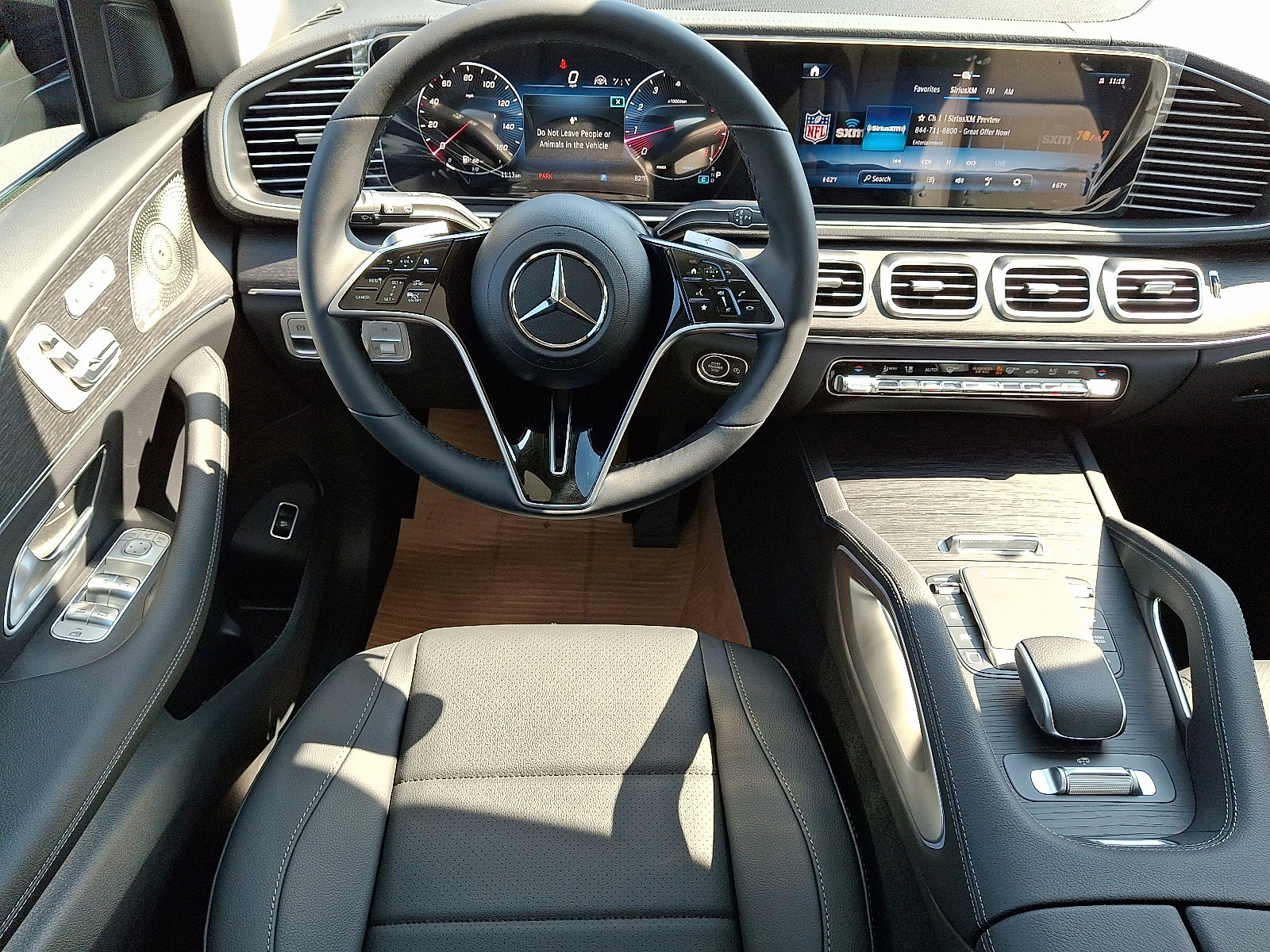 2026 Mercedes Benz GLS 450 4MATIC photo 11