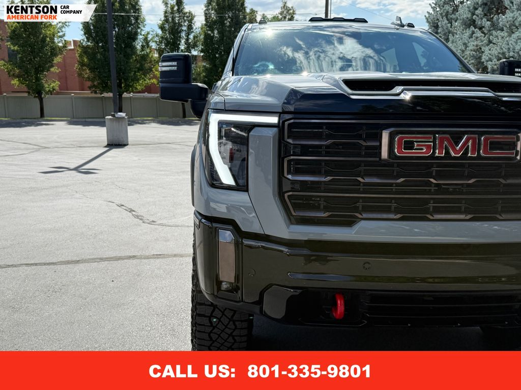 2024 Gmc Sierra HD AT4X photo 9
