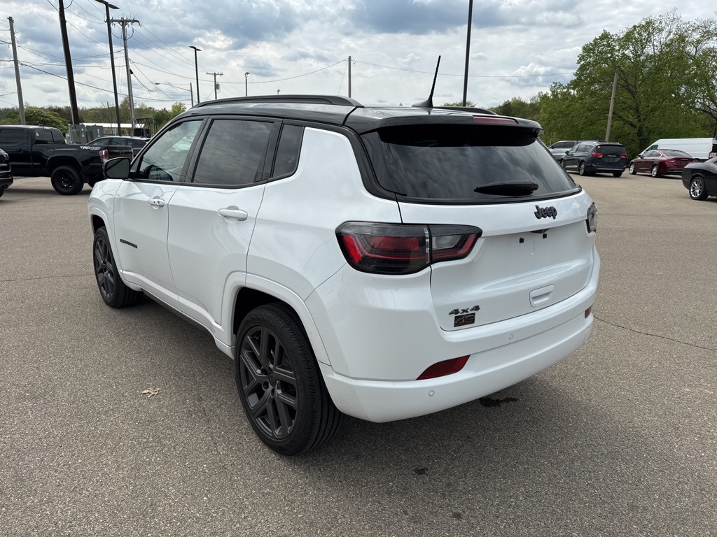 2025 Jeep Compass Limited photo 4