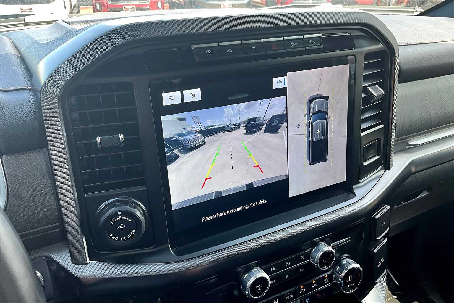 2021 Ford F-150 Platinum photo 26