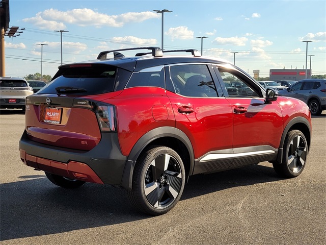 2026 Nissan Kicks SR photo 2
