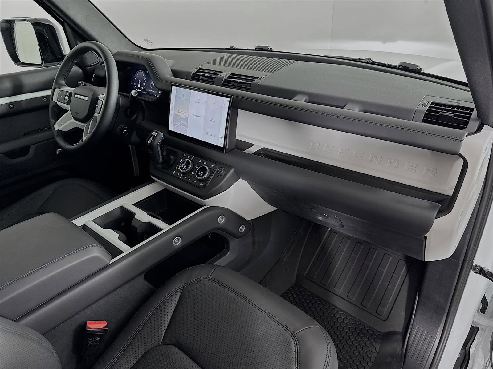 2025 Land Rover Defender 110 X-Dynamic SE photo 23