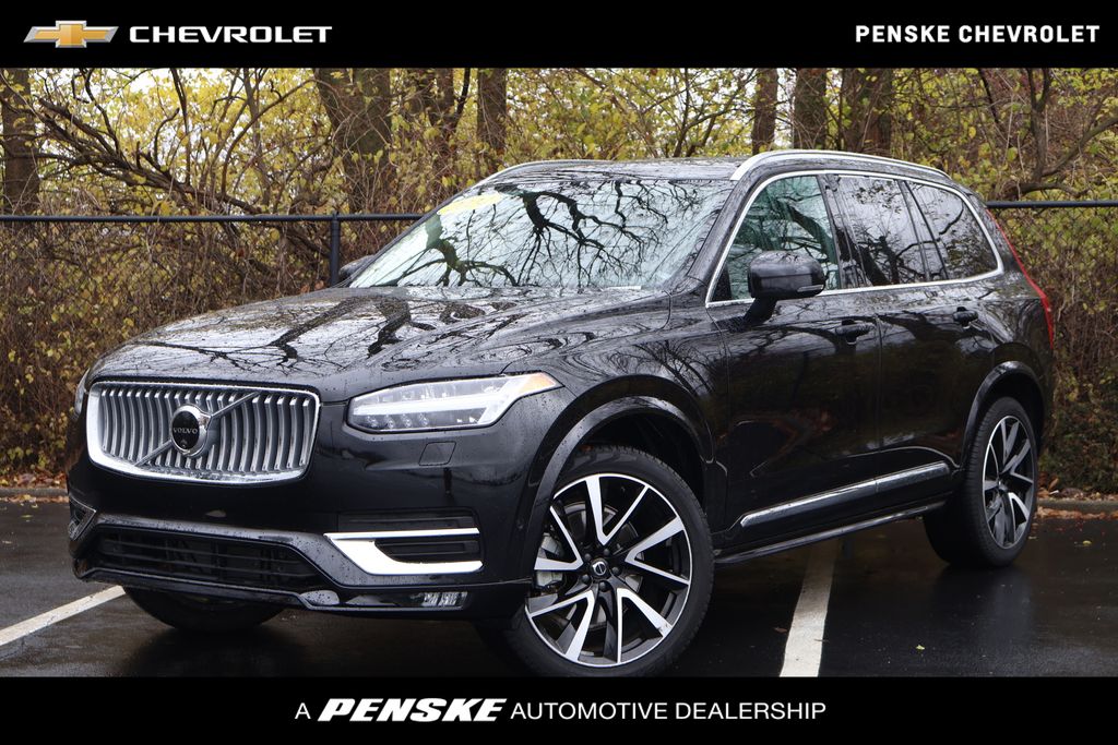 2024 Volvo XC90 Plus's photo