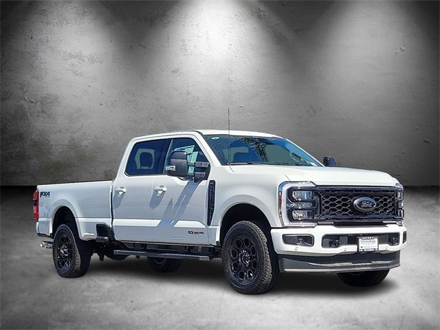 2025 Ford F-250 Lariat photo 3