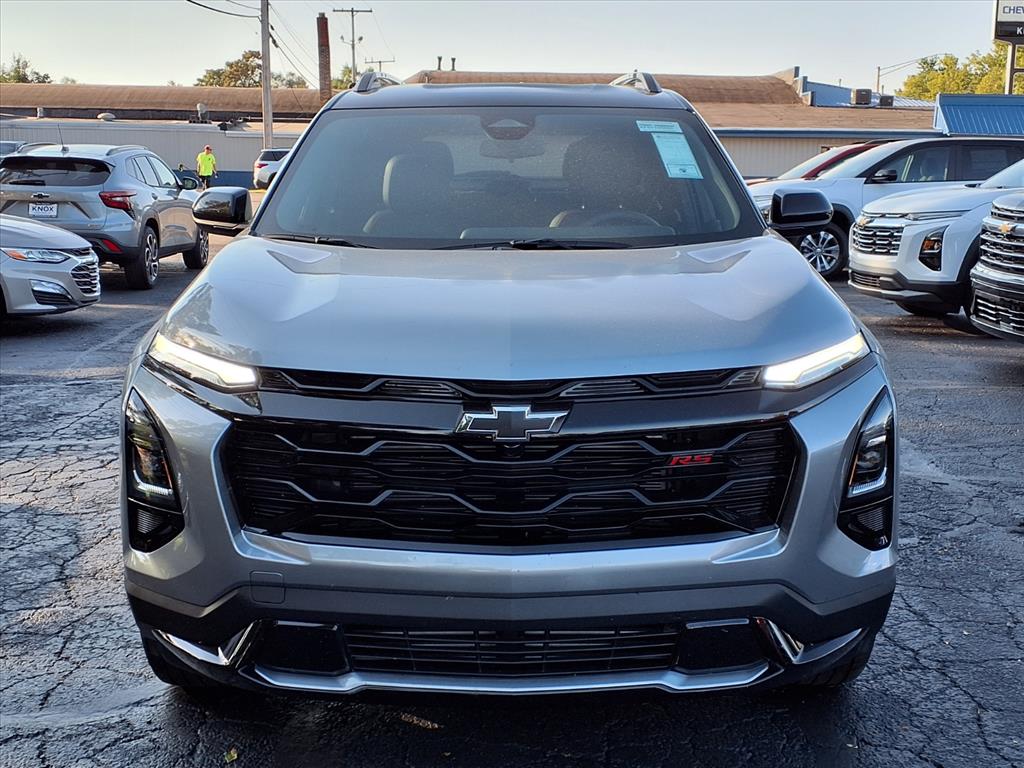 2026 Chevrolet Equinox RS photo 2