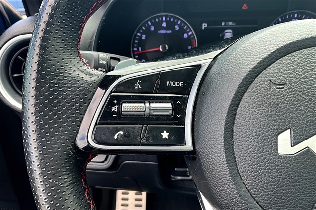 2023 Kia Forte GT photo 12