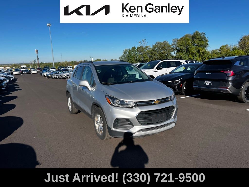 2017 Chevrolet Trax LT photo 3