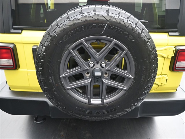 2024 Jeep Wrangler Sport S photo 17
