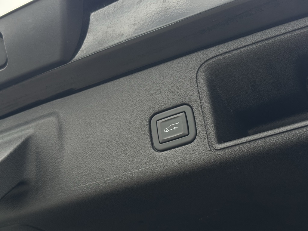 2024 Gmc Terrain SLT photo 31