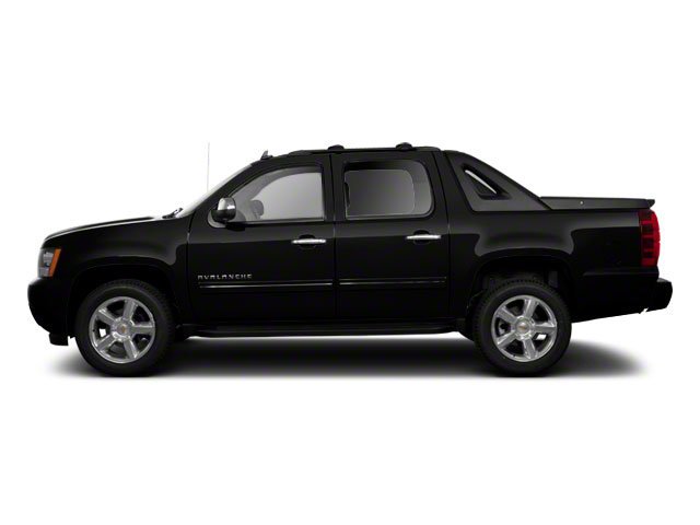 2013 Chevrolet Avalanche LT photo 3