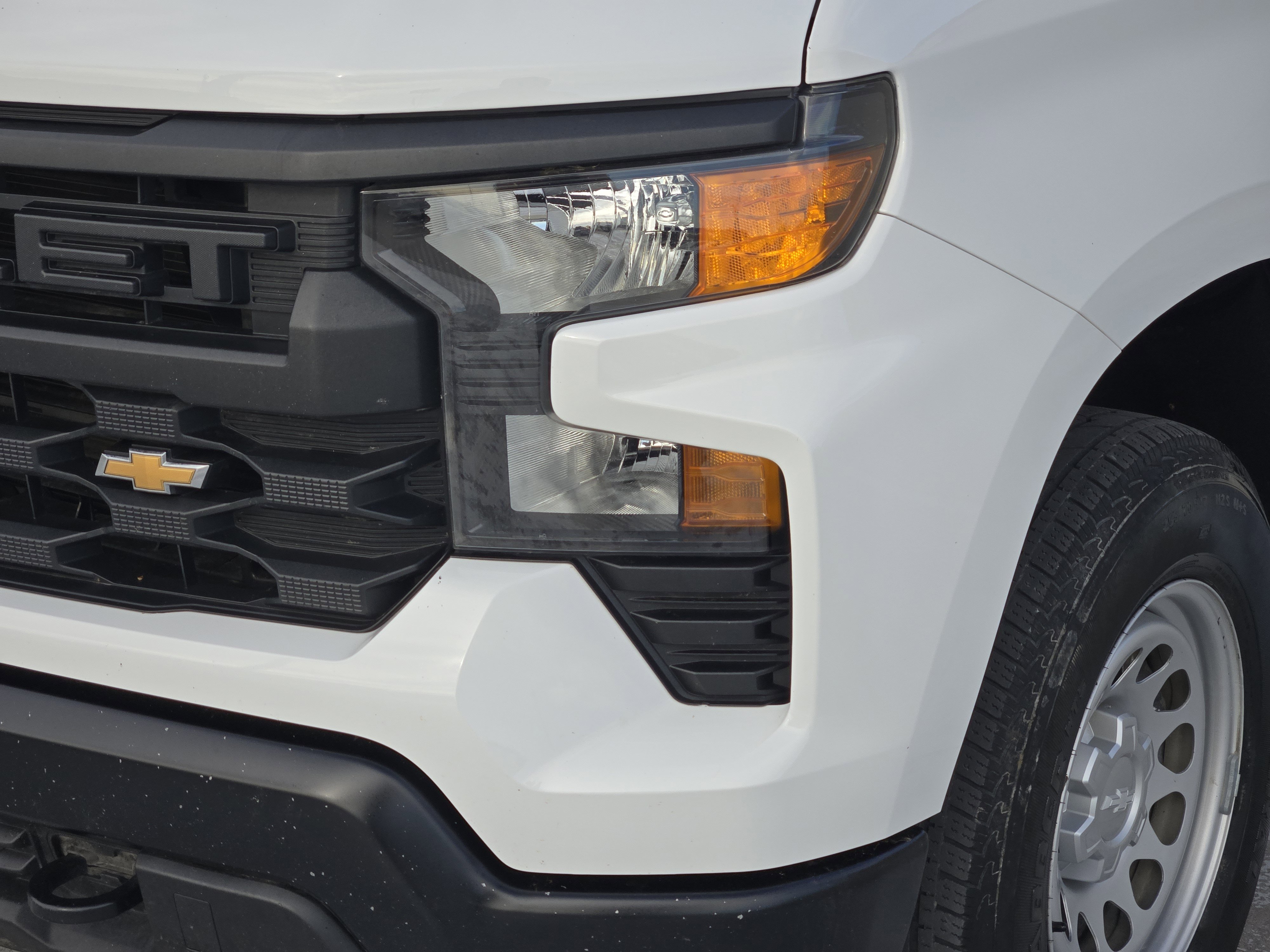 2023 Chevrolet Silverado 1500 Work Truck photo 2