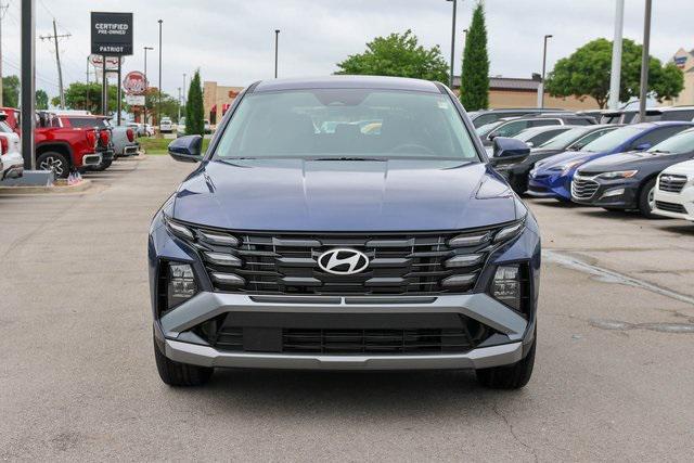 New 2025 Blue Hyundai SE FWD image 2