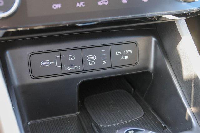 New 2025 Black Hyundai SEL FWD image 15
