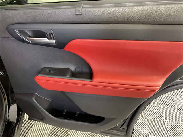 2023 Toyota Highlander XSE photo 20