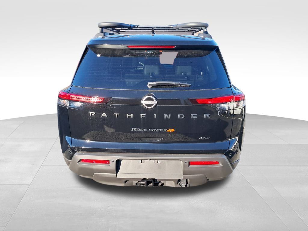 2025 Nissan Pathfinder Rock Creek photo 4