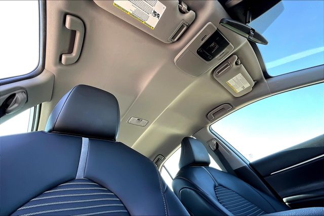 2023 Toyota Camry SE photo 22