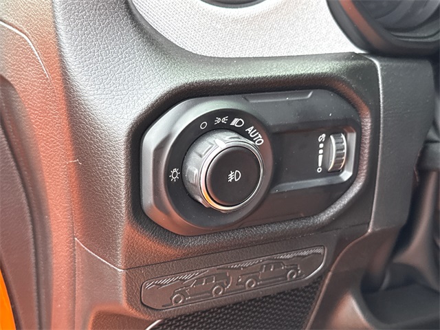 2025 Jeep Wrangler Sport S photo 13