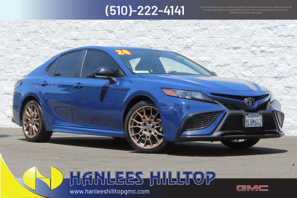2024 Toyota Camry SE Nightshade