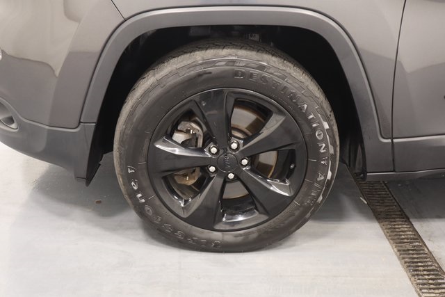 2016 Jeep Cherokee Altitude photo 21