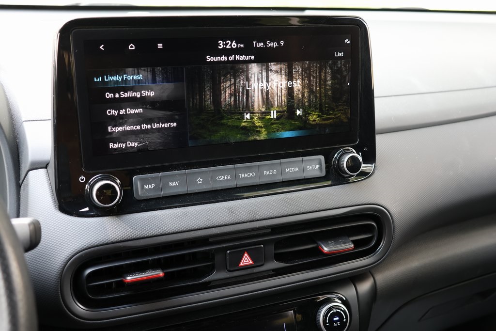2022 Hyundai Kona SEL N Line photo 9