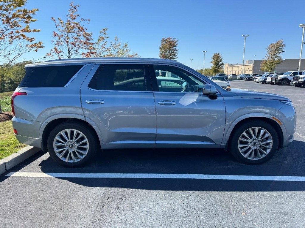 2020 Hyundai Palisade Limited photo 2