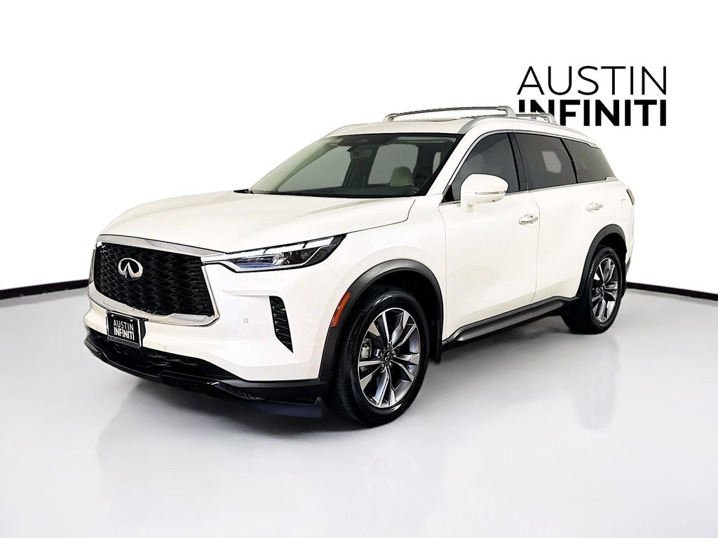 2024 Infiniti QX60 Luxe photo 3