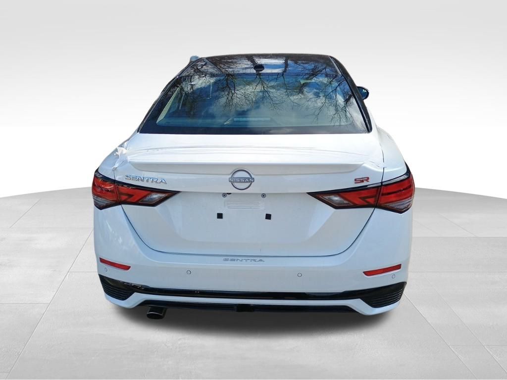 2025 Nissan Sentra SR photo 5