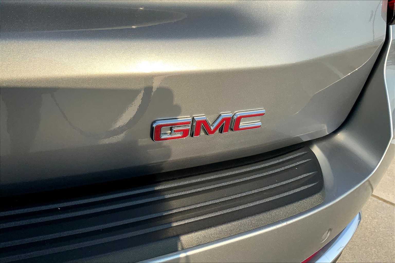 2025 Gmc Yukon Denali photo 17
