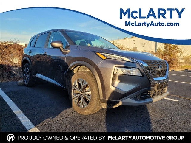 2023 Nissan Rogue SV's photo