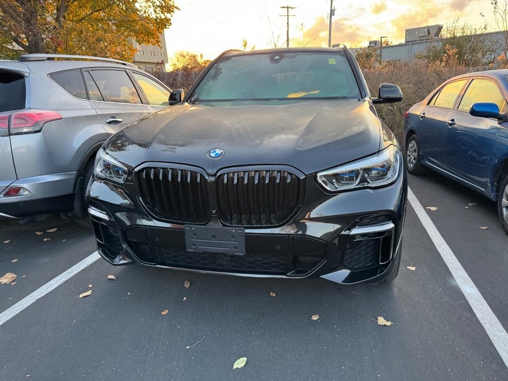 2022 Bmw X5 M50i photo 2