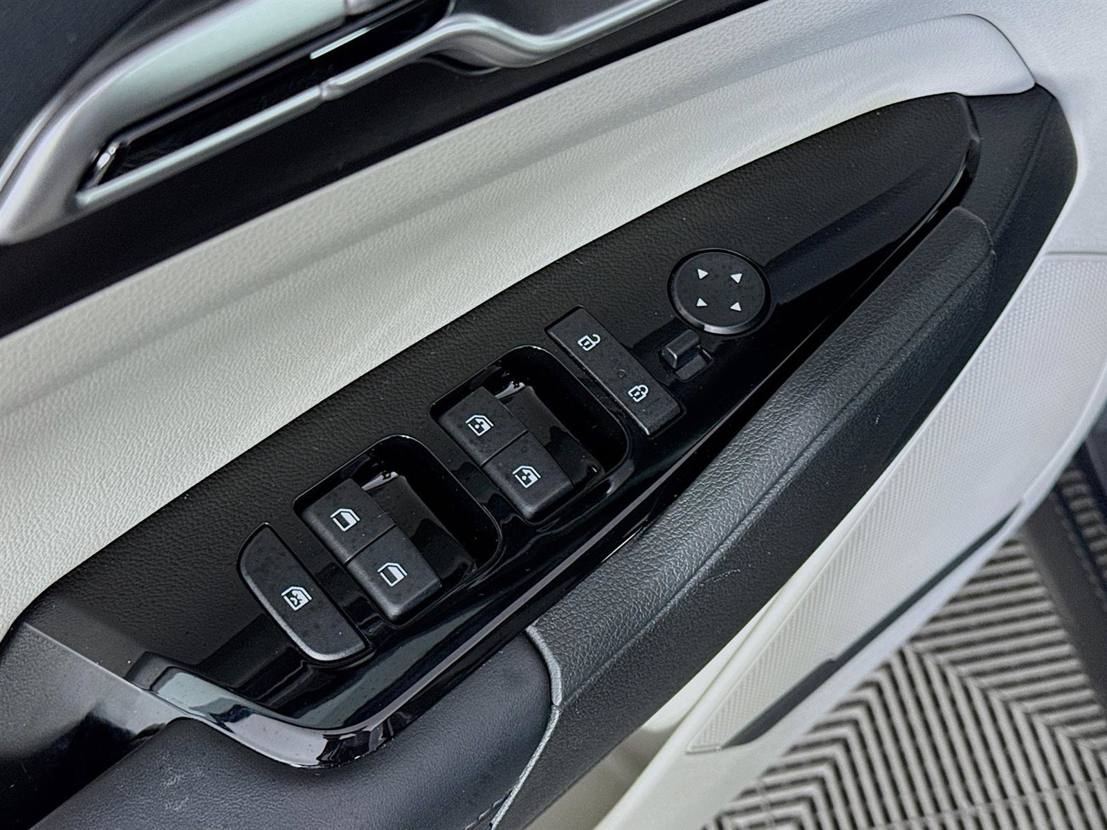 2023 Kia Sportage EX photo 15