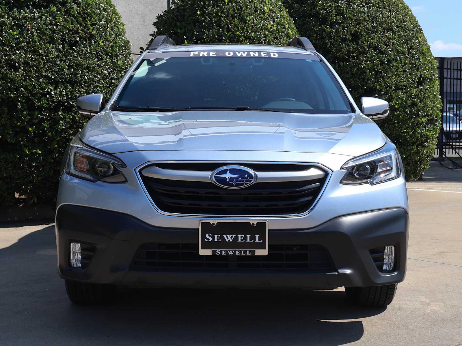 2022 Subaru Outback Premium photo 2