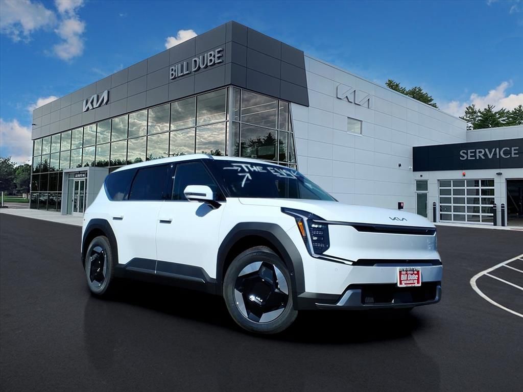 2026 Kia EV9 Wind's photo