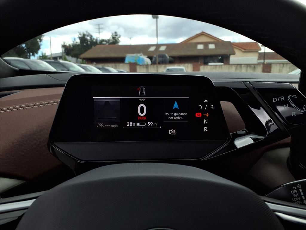 2023 Volkswagen ID.4 Pro photo 11