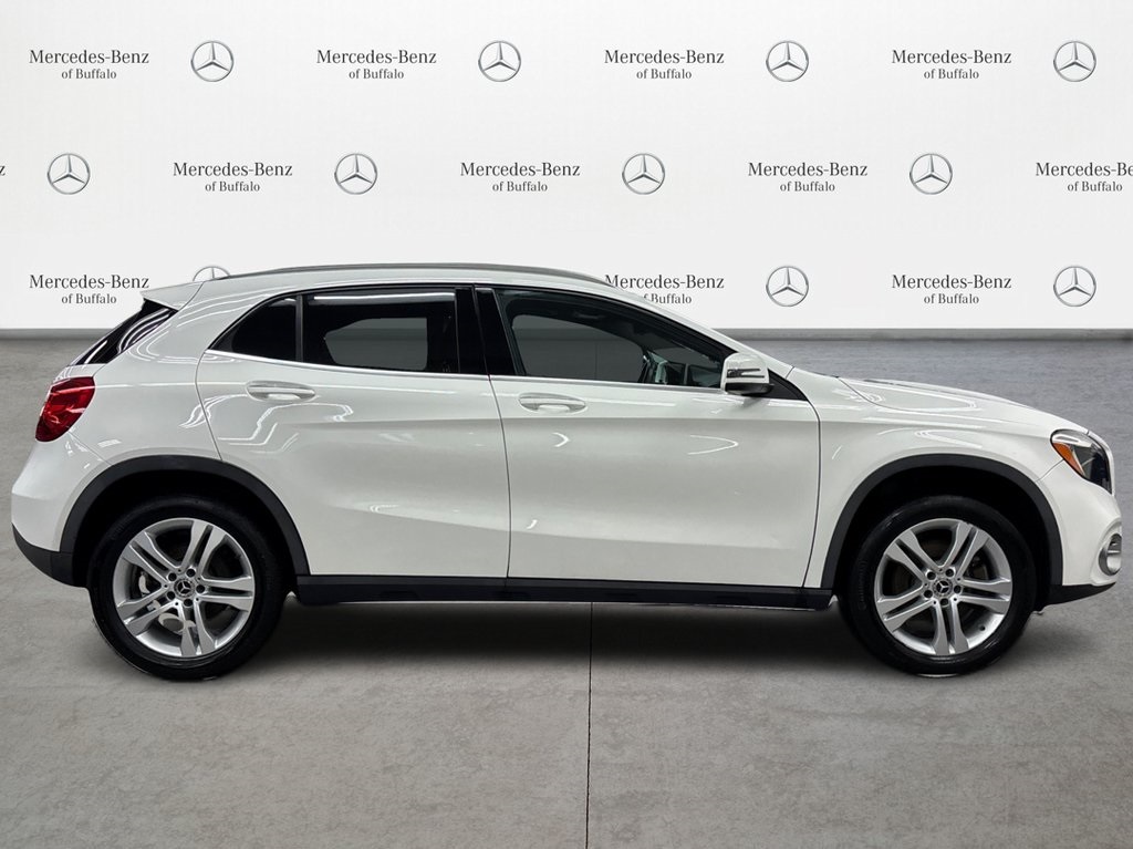 2020 Mercedes Benz GLA 250 4MATIC photo 4