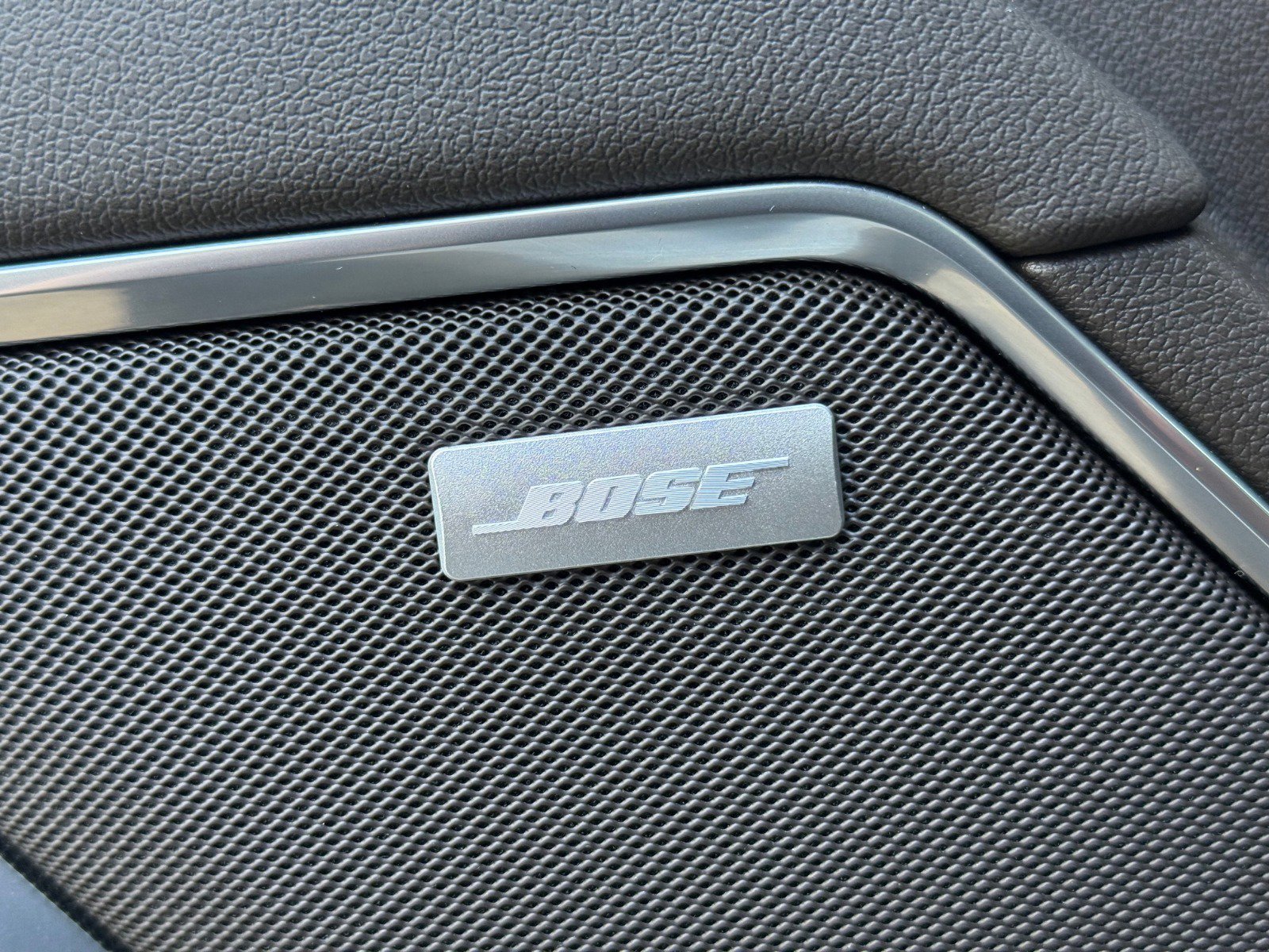 2023 Chevrolet Silverado 1500 LTZ photo 12