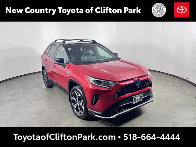 2021 Toyota RAV4 XSE's photo