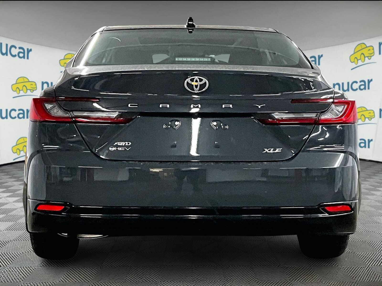2025 Toyota Camry XLE photo 5