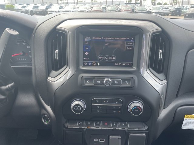 2026 Chevrolet Silverado 1500 photo 15