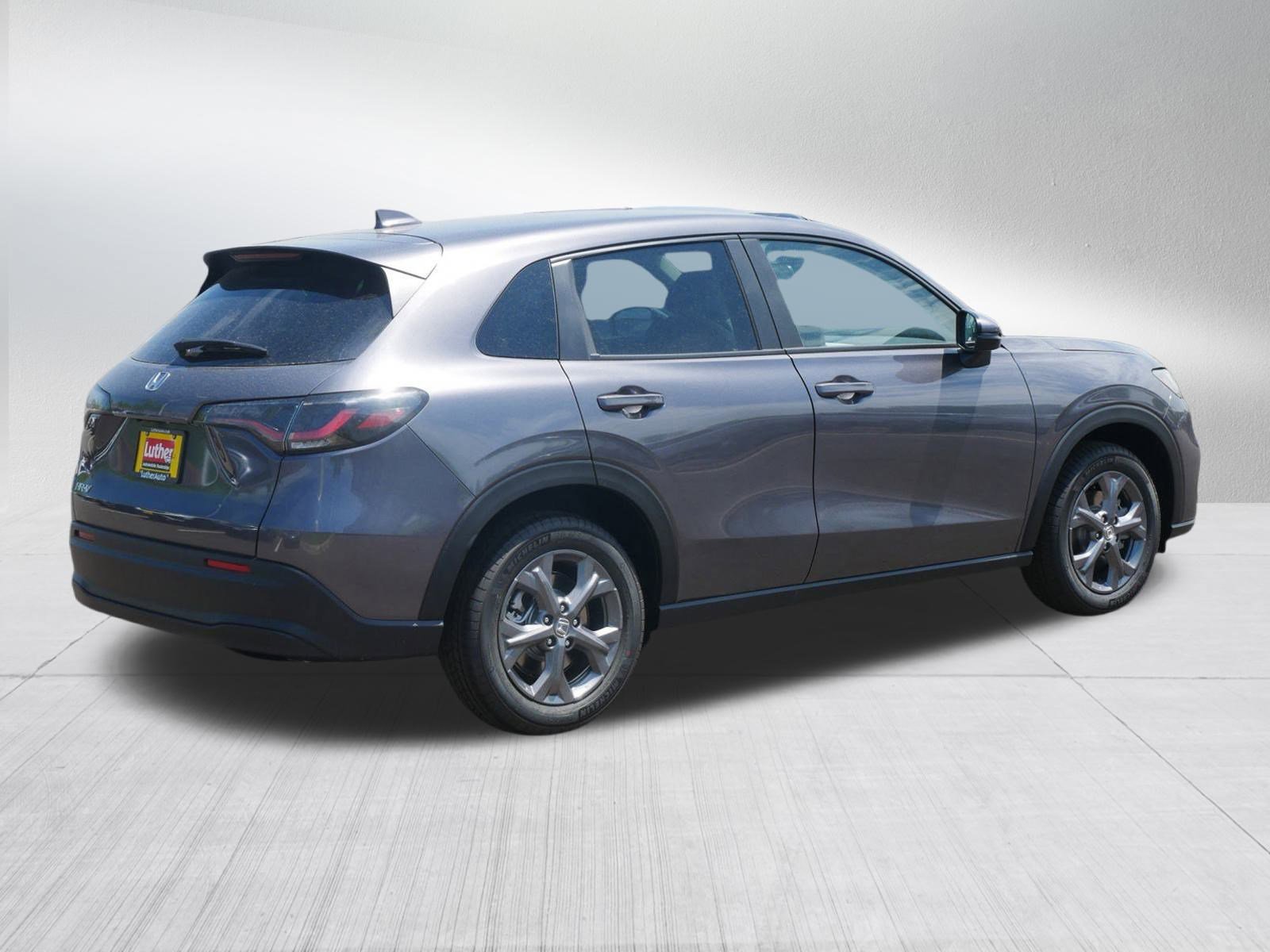 2026 Honda HR-V LX photo 7